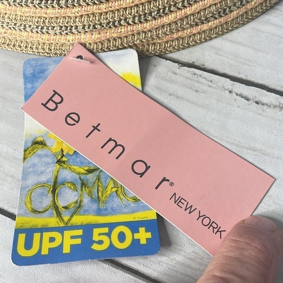 NWT Betmar Tricia Sun Protection Cloche Straw Hat - Picture 5 of 7